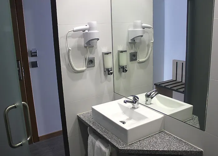 M 5* Espinho (Aveiro)